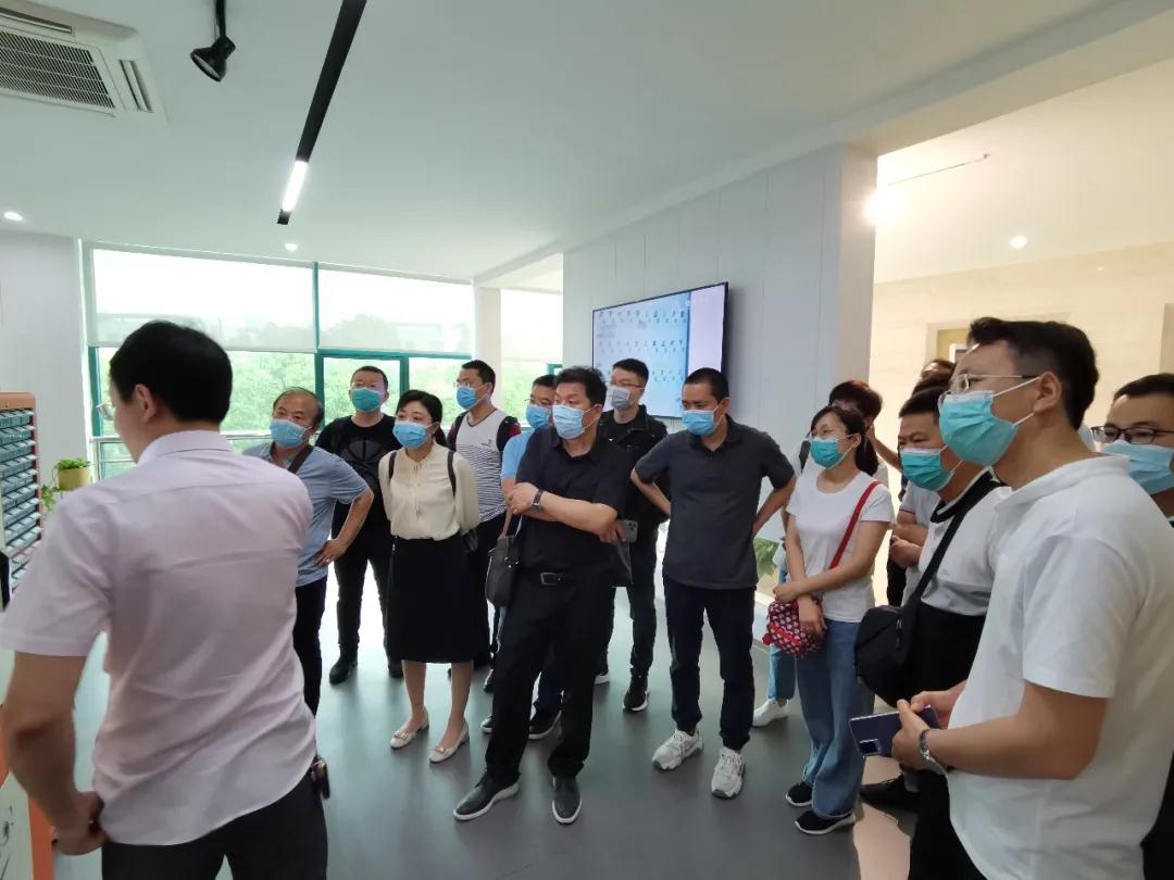 西安泵閥總廠組織人員赴蘇州考察學習